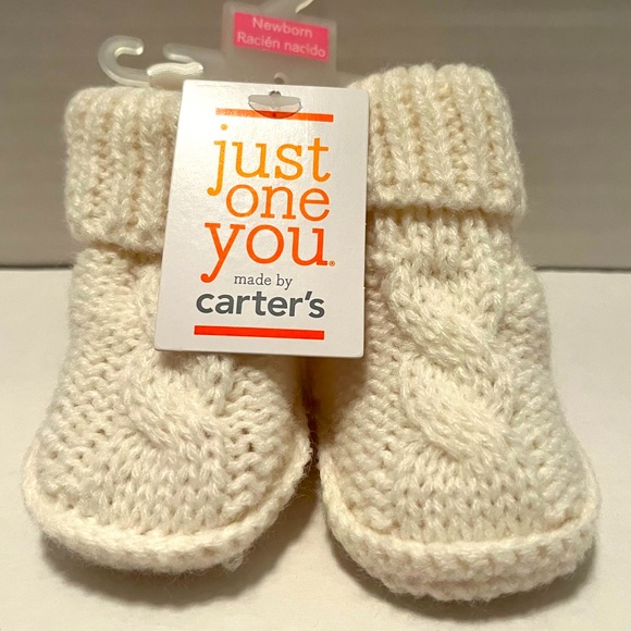 Carter’s New Born Knit Booties - Picture 1 of 2
